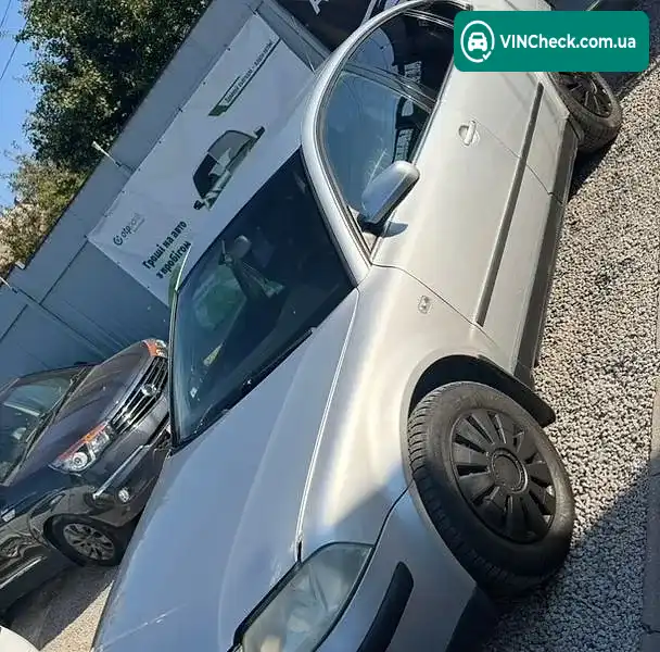 Volkswagen Passat 2001, фото з оголошення 1 з 13, VIN WVWZZZ3BZ2P045857