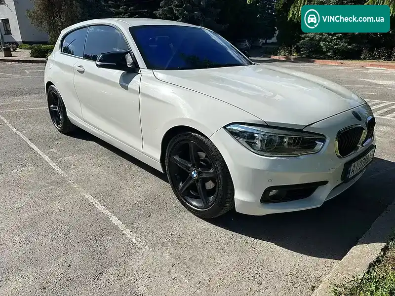 BMW 1 Series 2017, фото з оголошення 2 з 11, VIN WBA1P510105G49921
