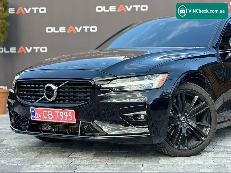 Volvo S60 2022, фото з оголошення 2 з 20, VIN 7JRL12TC1NG192797