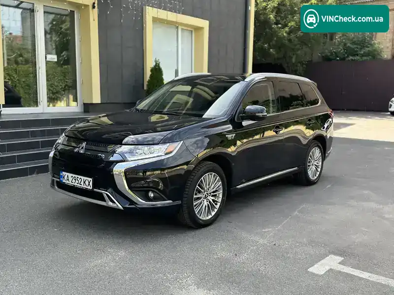 Mitsubishi Outlander 2022, фото з оголошення 1 з 20, VIN JA4J2VA7XNZ616860