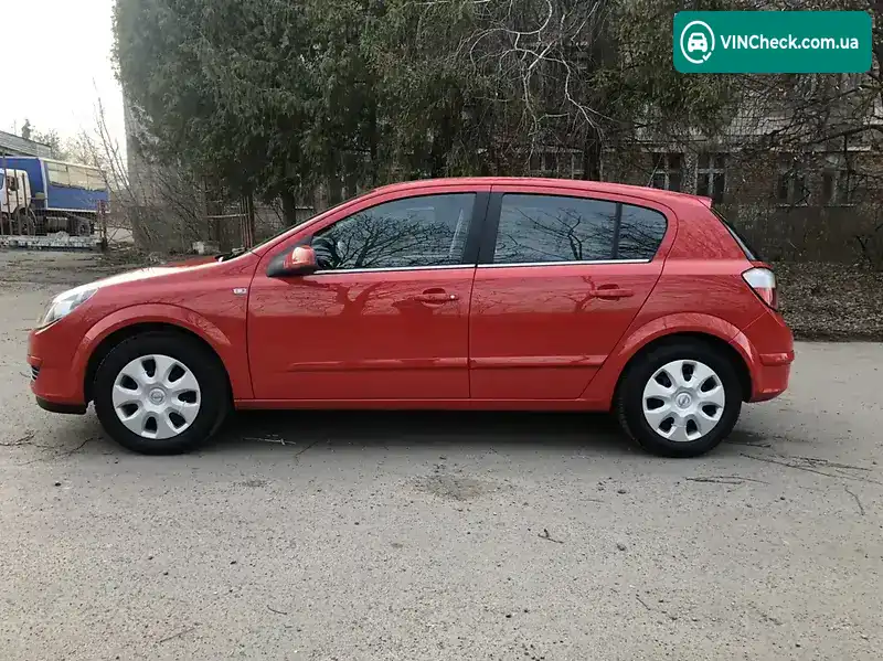 Opel Astra 2004, фото з оголошення 1 з 20, VIN W0L0AHL4855053845
