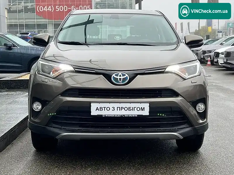 Toyota RAV4 2018, фото з оголошення 1 з 20, VIN JTMRJREV00D250585