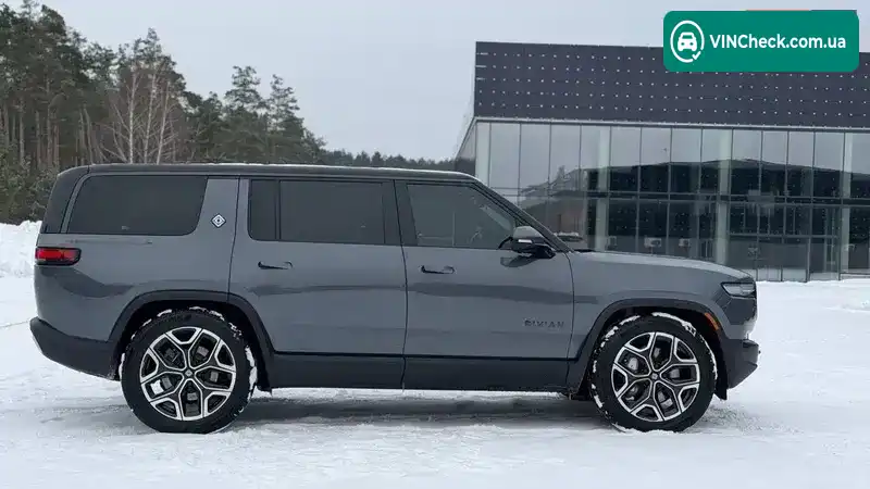 Rivian R1S 2024, фото з оголошення 1 з 21, VIN 7PDSGBBA1SN056646