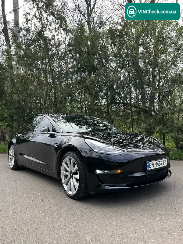 Tesla Model 3 2018, фото з оголошення 2 з 19, VIN 5YJ3E1EA9JF048833