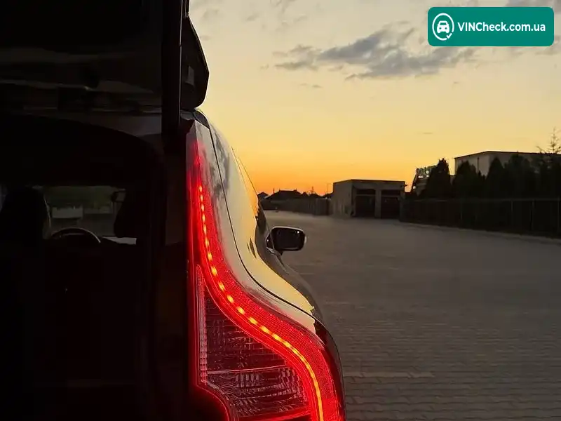 Volvo XC60 2011, фото з оголошення 1 з 20, VIN YV4902DZ0C2291715