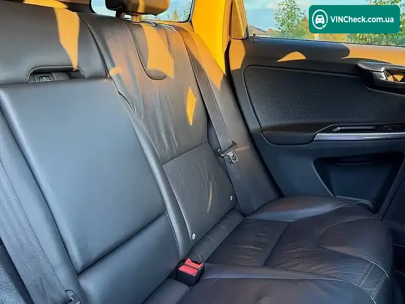 Volvo XC60 2011, фото з оголошення 2 з 20, VIN YV4902DZ0C2291715