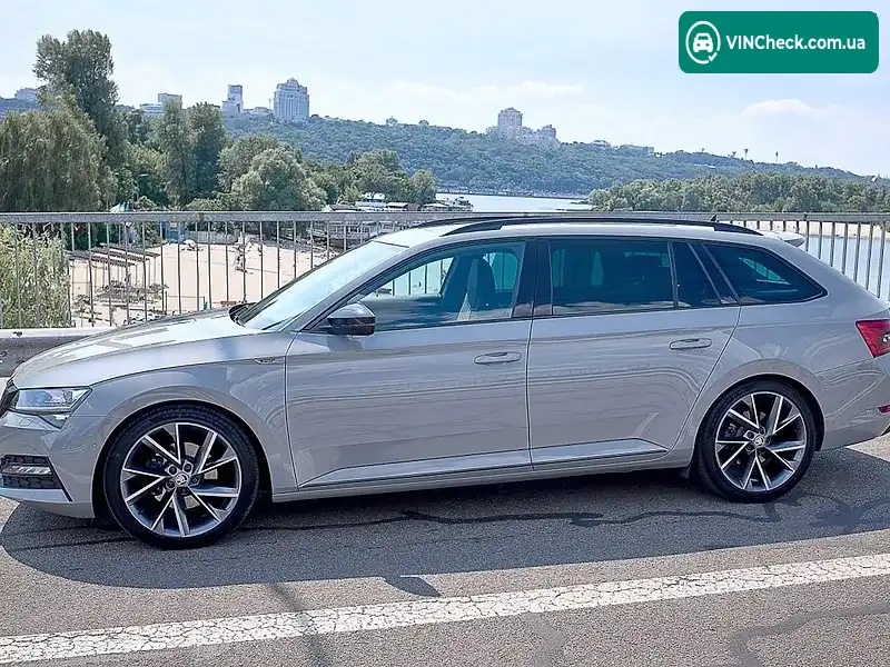 Skoda Superb 2021, фото з оголошення 2 з 20, VIN TMBJR7NP1M7066448
