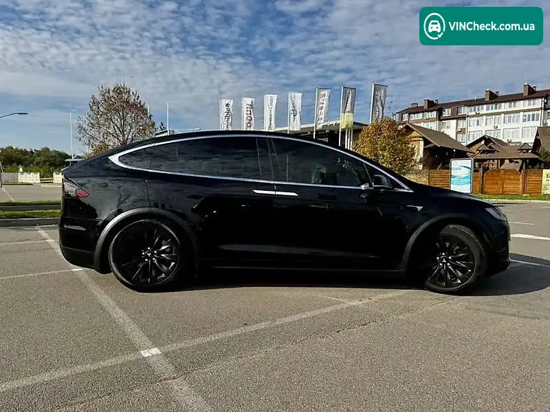 Tesla Model X 2018, фото з оголошення 2 з 19, VIN 5YJXCBE24JF136579