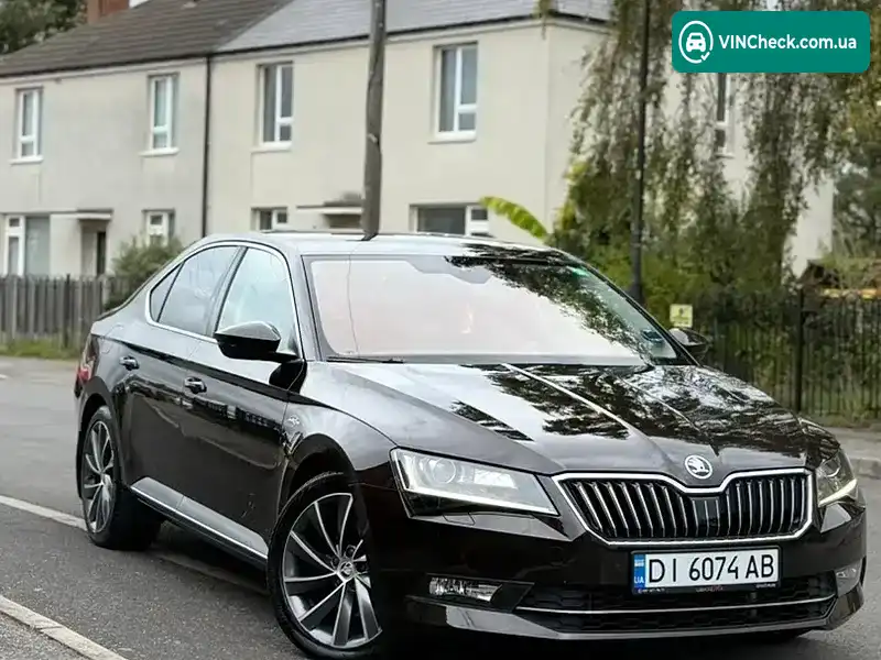 Skoda Superb 2017, фото з оголошення 1 з 20, VIN TMBAJ9NP3J7524408