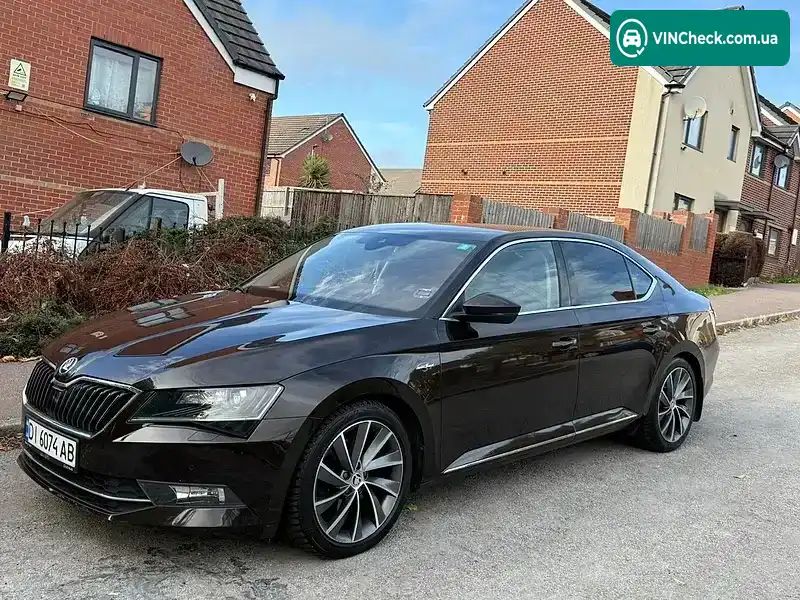 Skoda Superb 2017, фото з оголошення 2 з 20, VIN TMBAJ9NP3J7524408