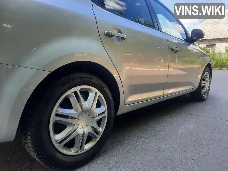 Kia Ceed 2009, фото з оголошення 2 з 21, VIN U5YFF52439L077216