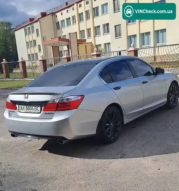 Honda Accord 2013, фото з оголошення 1 з 11, VIN 1HGCR2670DA700743