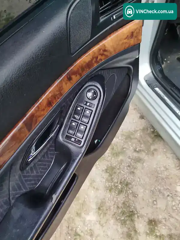 BMW 5 Series 1999, фото з оголошення 2 з 15, VIN WBADF71070BS60601