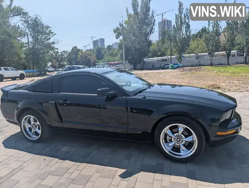 Ford Mustang 2006, фото з оголошення 1 з 11, VIN 1ZVHT80N165246830