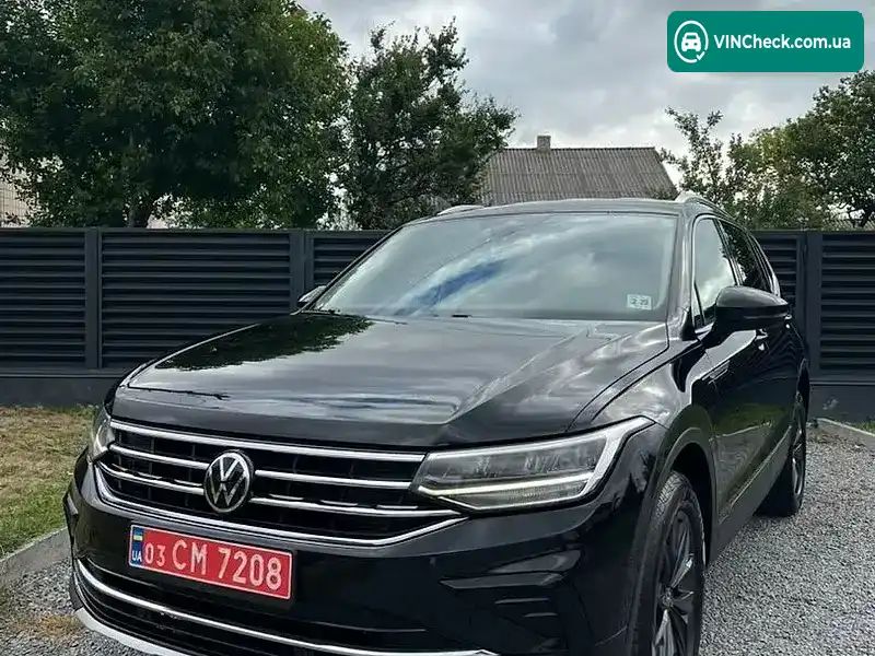 Volkswagen Tiguan 2023, фото з оголошення 2 з 20, VIN 3VV2B7AX2RM041040