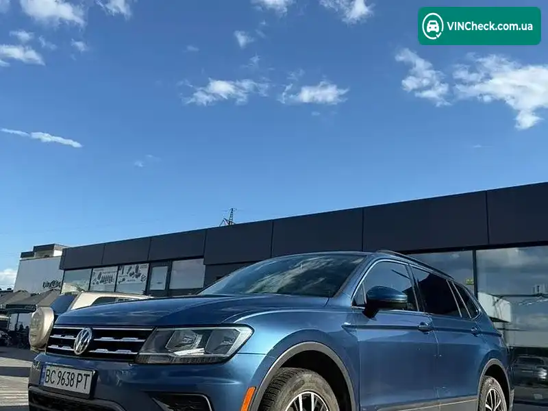 Volkswagen Tiguan 2018, фото з оголошення 2 з 20, VIN 3VV2B7AX5KM006112