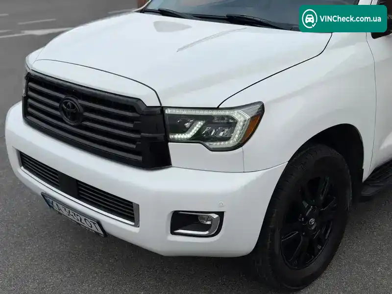 Toyota Sequoia 2018, фото з оголошення 2 з 21, VIN 5TDBY5G12KS168056