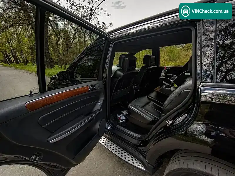 Mercedes-Benz GL-Class 2007, фото з оголошення 2 з 8, VIN 4JGBF71E38A315872