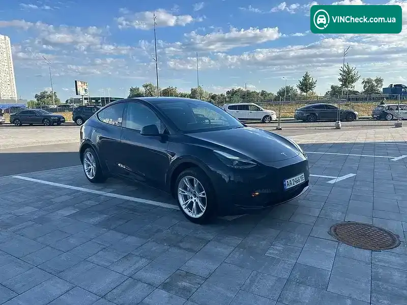 Tesla Model Y 2024, фото з оголошення 2 з 15, VIN 7SAYGDED3RF041788