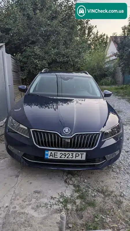 Skoda Superb 2017, фото з оголошення 2 з 20, VIN TMBJH7NP7H7545577