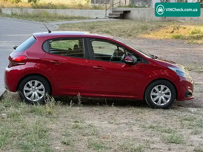 Peugeot 208 2017, фото з оголошення 2 з 20, VIN VF3CCHMZ0HT047659