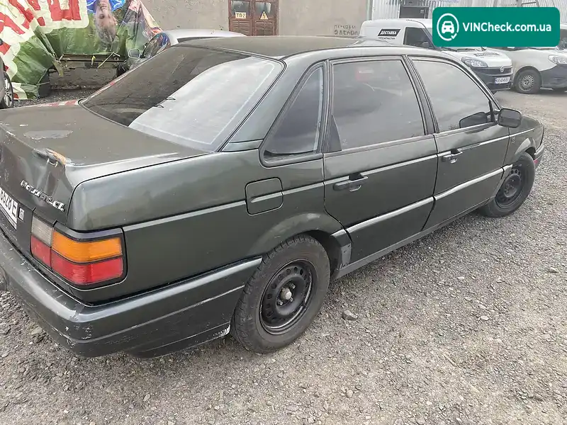 Volkswagen Passat 1990, фото з оголошення 1 з 14, VIN WVWZZZ31ZLE034880