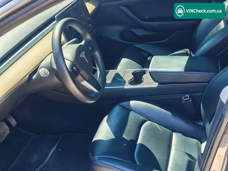 Tesla Model 3 2020, фото з оголошення 2 з 9, VIN 5YJ3E1EAXLF789365