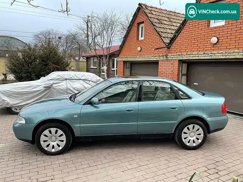 Audi A4 2000, фото з оголошення 1 з 20, VIN WAUZZZ8DZ1A054261