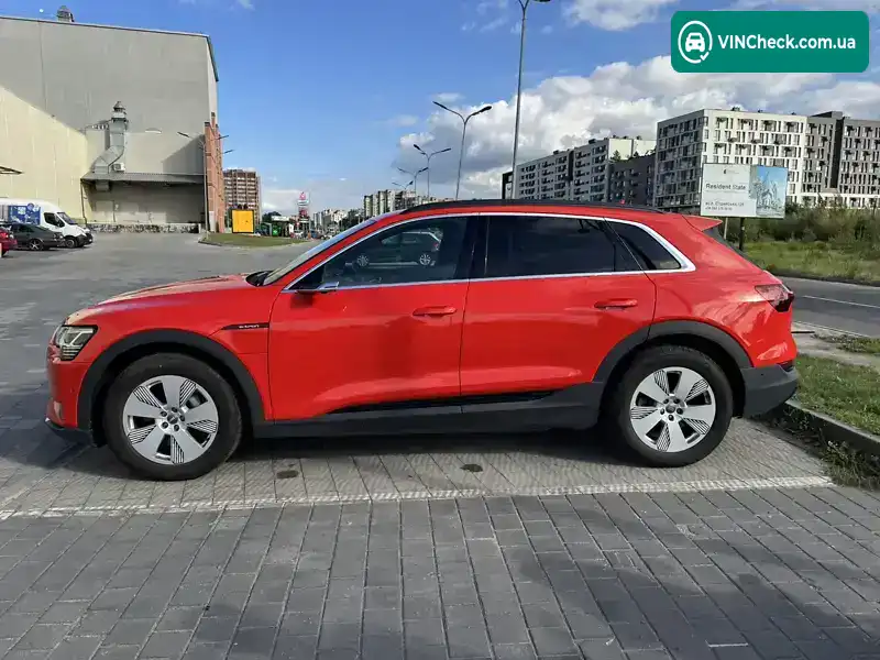 Audi e-tron 2020, фото з оголошення 2 з 18, VIN WAUZZZGEXLB021947