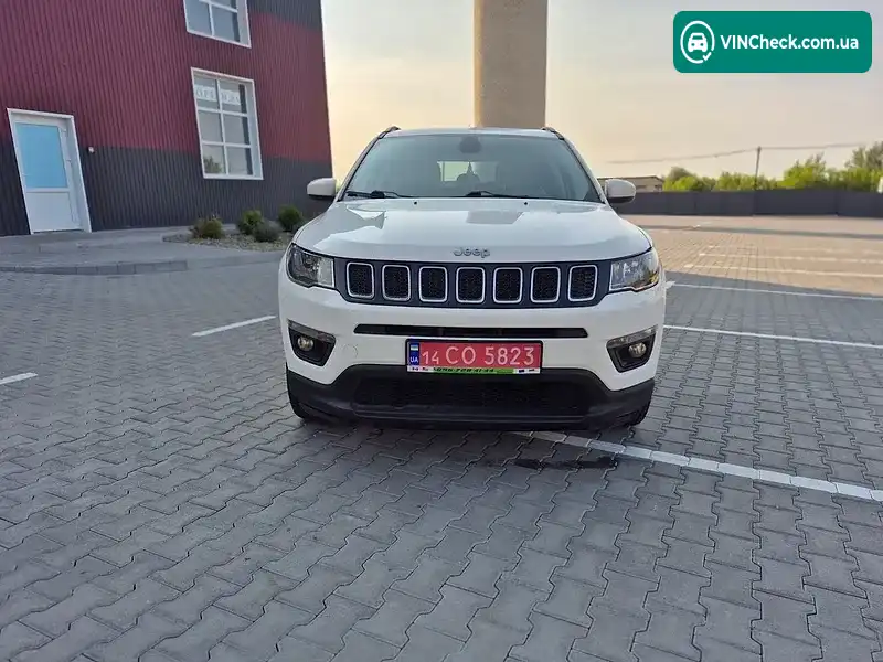 Jeep Compass 2018, фото з оголошення 1 з 20, VIN 3C4NJDBB8JT313665
