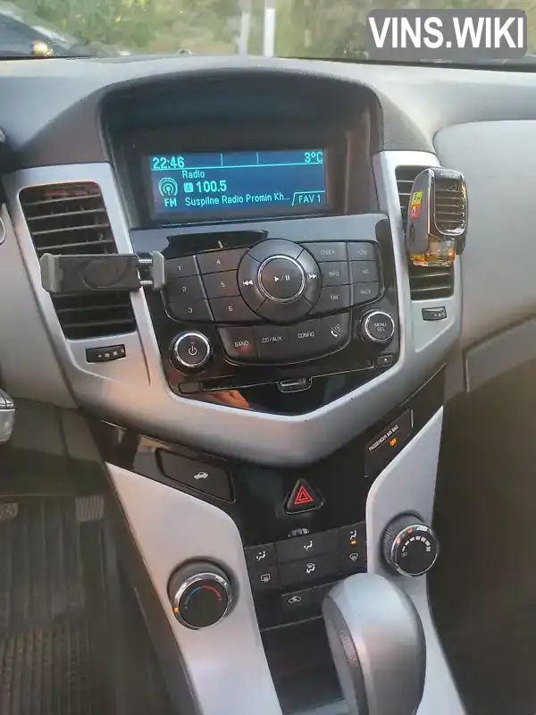 Chevrolet Cruze 2015, фото з оголошення 2 з 20, VIN 1G1PA5SG4F7162564