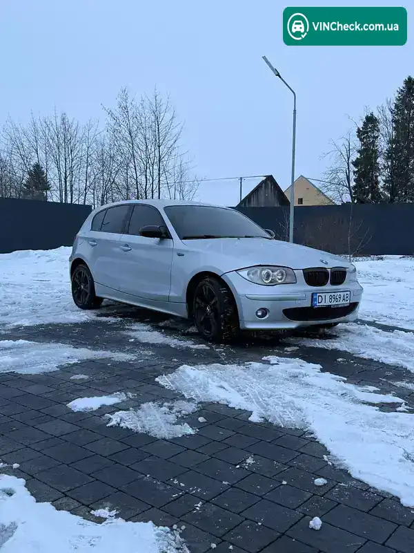 BMW 1 Series 2004, фото з оголошення 2 з 21, VIN WBAUF11050PT48224