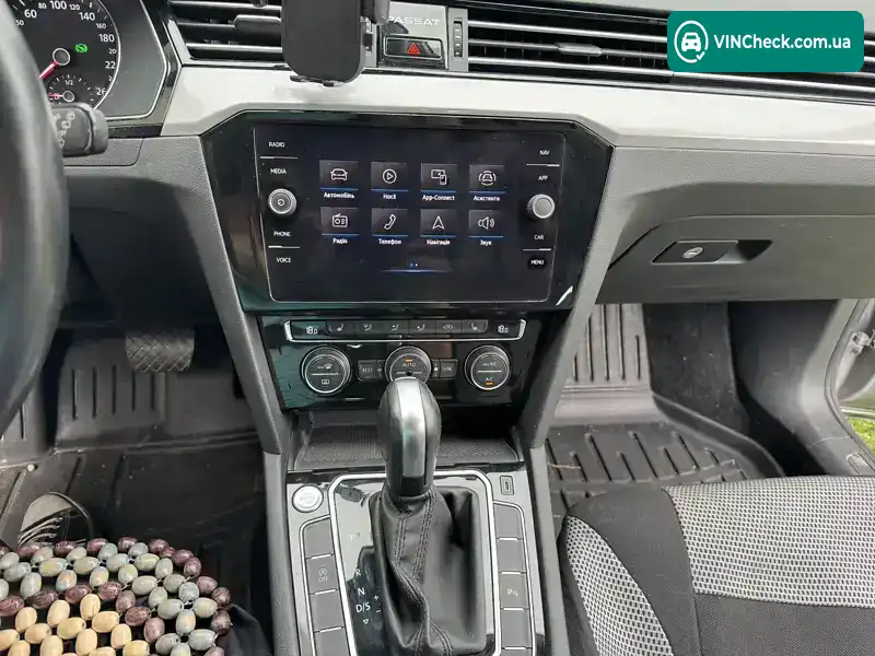 Volkswagen Passat 2020, фото з оголошення 2 з 21, VIN WVWZZZ3CZLE125429
