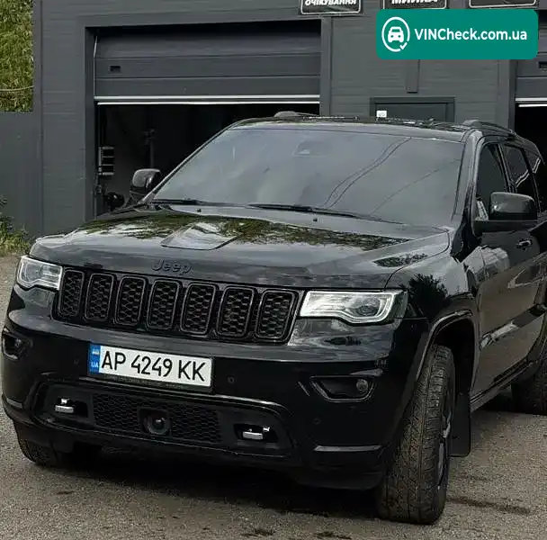 Jeep Grand Cherokee 2021, фото з оголошення 1 з 6, VIN 1C4RJFCM1MC856062