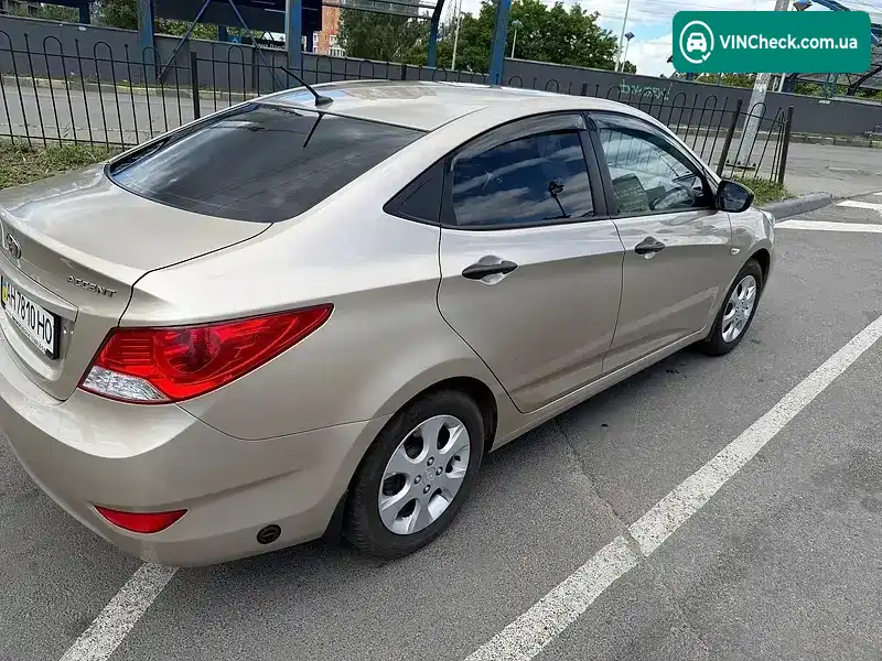 Hyundai Accent 2011, фото з оголошення 2 з 19, VIN Z94CT41CABR060399