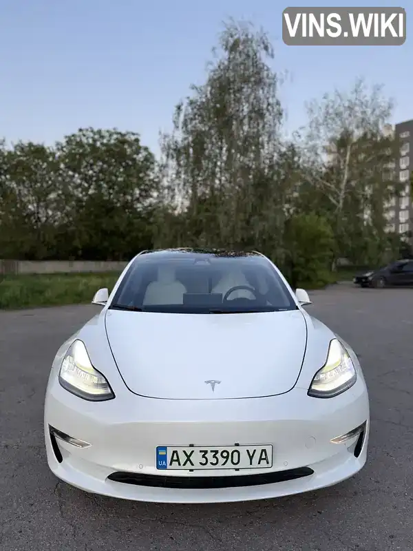 Tesla Model 3 2019, фото з оголошення 2 з 21, VIN 5YJ3E1EC2LF624864