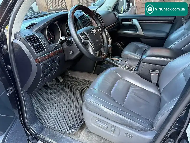 Toyota Land Cruiser 2008, фото з оголошення 2 з 20, VIN JTMCV05J504030961