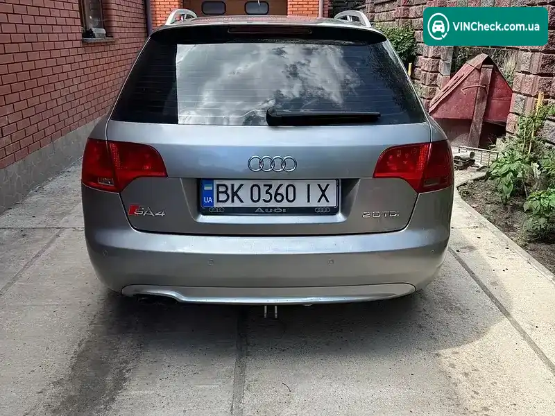Audi A4 2006, фото з оголошення 2 з 10, VIN WAUZZZ8E97A121838