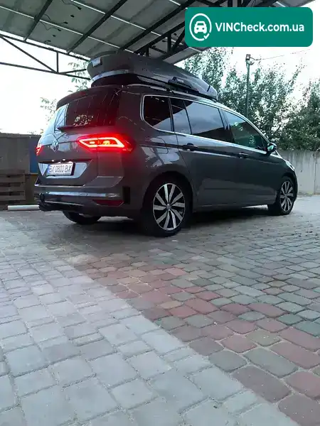 Volkswagen Touran 2016, фото з оголошення 1 з 20, VIN WVGZZZ1TZGW540473