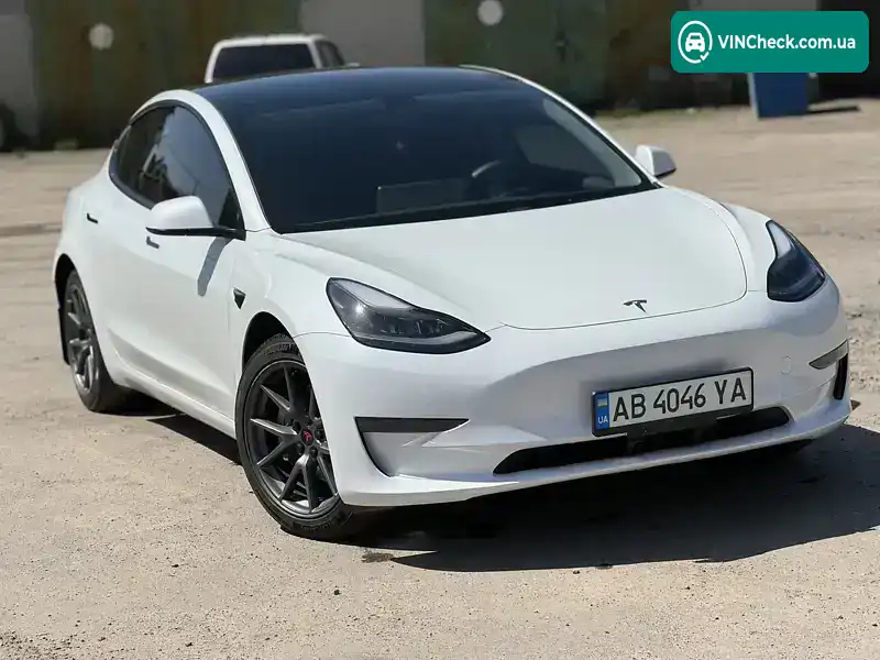 Tesla Model 3 2021, фото з оголошення 2 з 18, VIN 5YJ3E1EA3MF099572