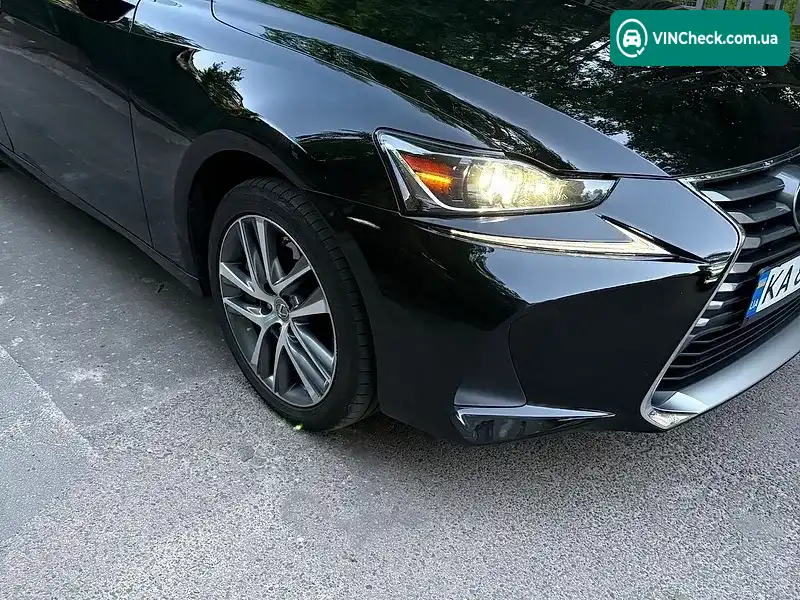 Lexus IS 2020, фото з оголошення 2 з 20, VIN JTHAA1D21L5107888