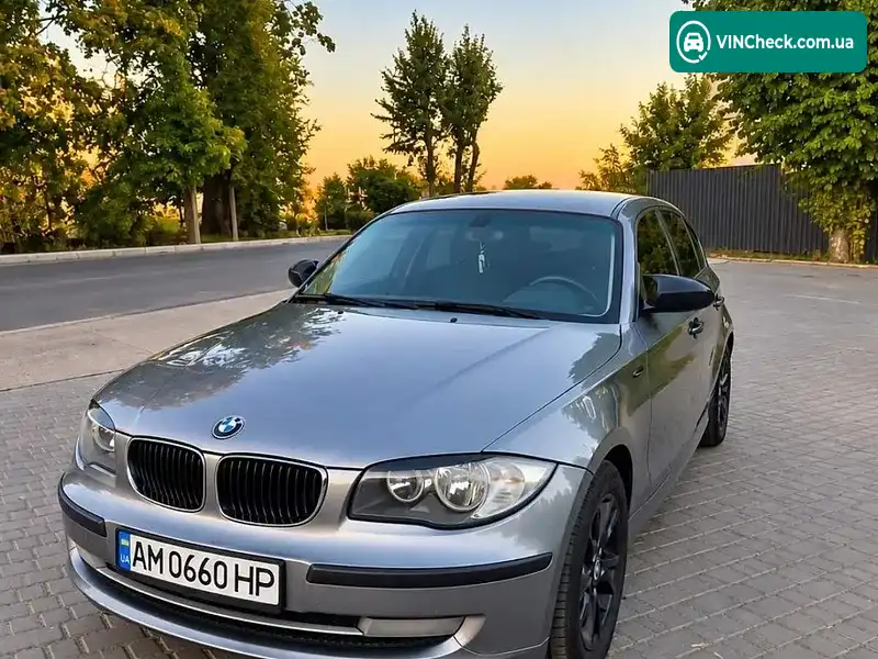 BMW 1 Series 2009, фото з оголошення 2 з 12, VIN WBAUE31060E277562