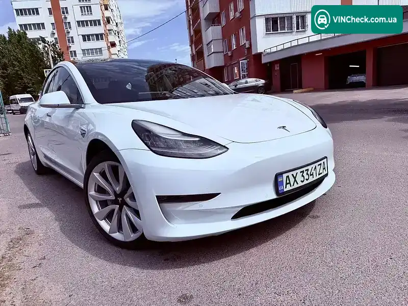 Tesla Model 3 2019, фото з оголошення 1 з 9, VIN 5YJ3E1EAXKF402621