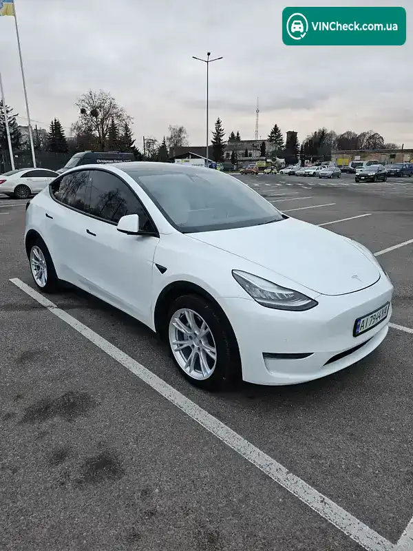 Tesla Model Y 2020, фото з оголошення 2 з 21, VIN 5YJYGDEE0LF043401
