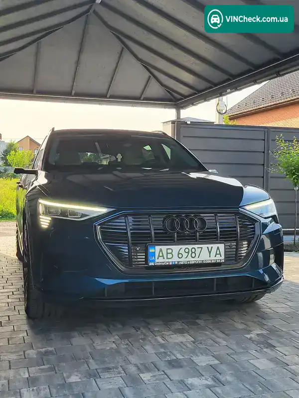 Audi e-tron 2019, фото з оголошення 1 з 21, VIN WAUZZZGE5LB002061