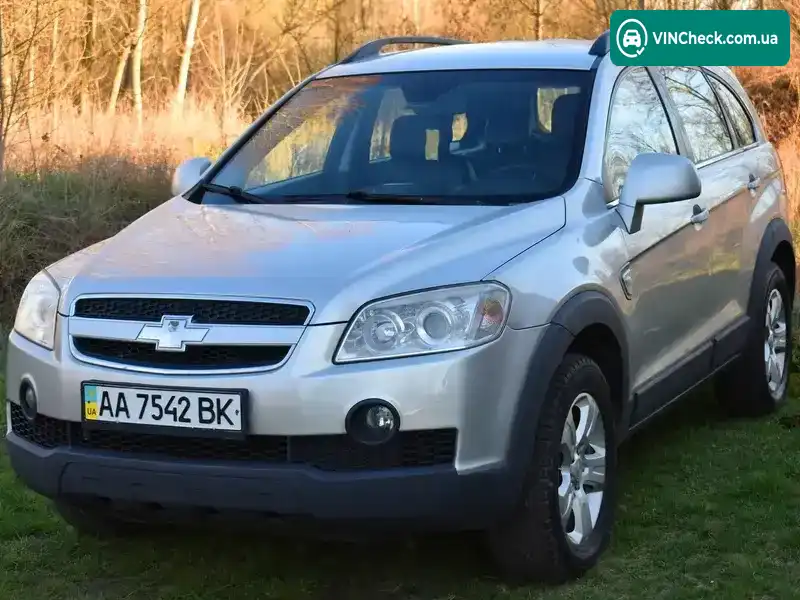 Chevrolet Captiva 2009, фото з оголошення 2 з 21, VIN KL1CG26FJ9B284020