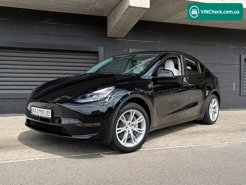 Tesla Model Y 2023, фото з оголошення 2 з 12, VIN 7SAYGDEE8PA164182