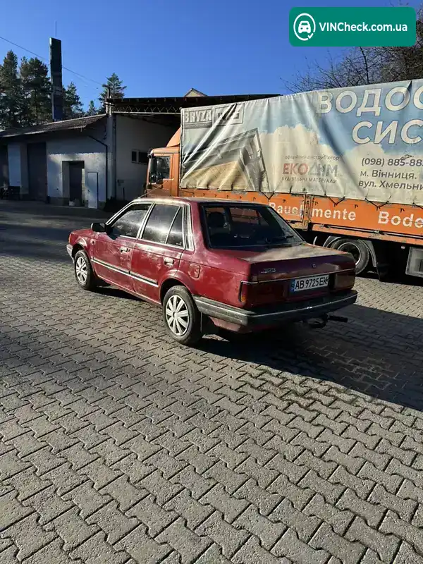 Mazda 323 1987, фото з оголошення 2 з 7, VIN JMZBF123100314565