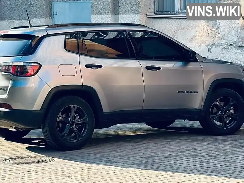 Jeep Compass 2018, фото з оголошення 2 з 7, VIN 3C4NJCAB6JT468758