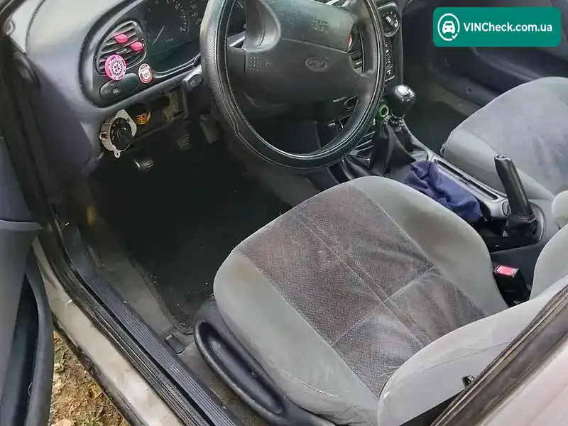 Ford Mondeo 1998, фото з оголошення 1 з 8, VIN WF0FXXGBBFWJ69682